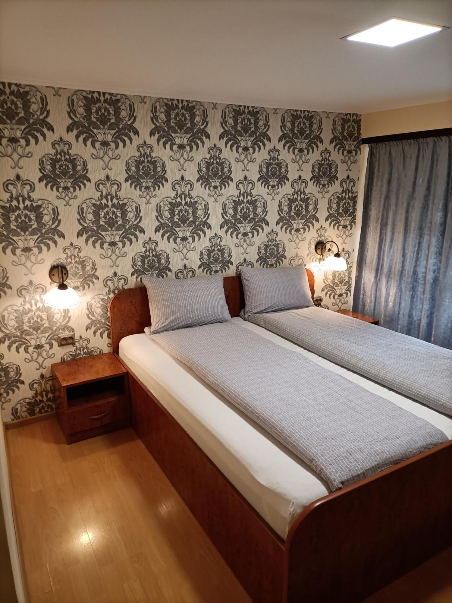 Casa Heidi Hotel Timisoara Exterior photo